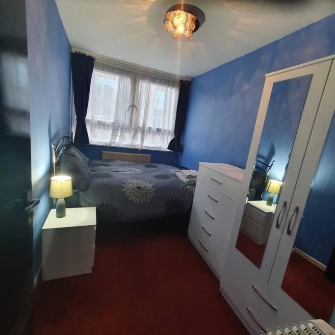 Апартаменти 3Beds Family Friendly In London With Good Transport Links Екстер'єр фото